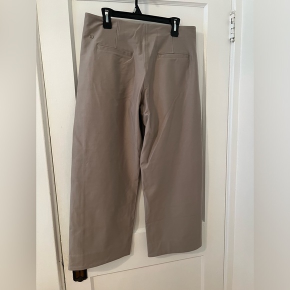 Utilitech ™ Straight-Leg MR 7/8 Trouser Size 14 (Lululemon) - Picture 2 of 4